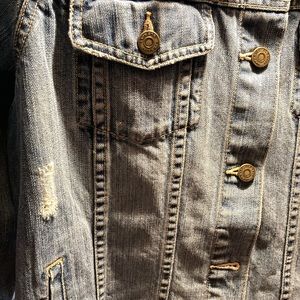 Jacket-Distressed Old Navy Jean jacket XL